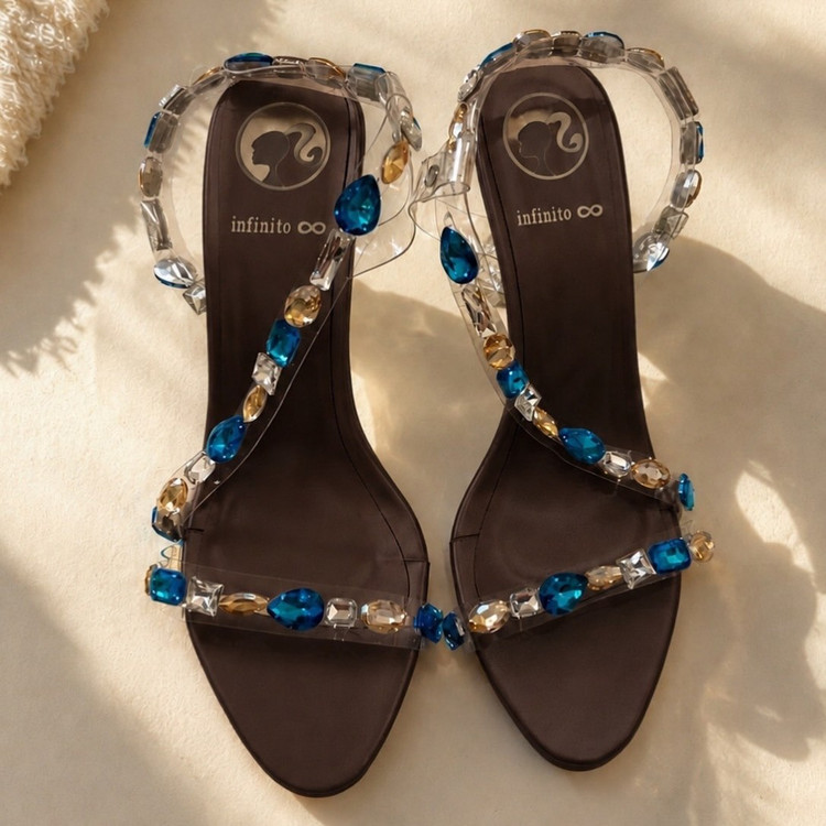 کفش پاشنه دار طلقی و نگیندار
