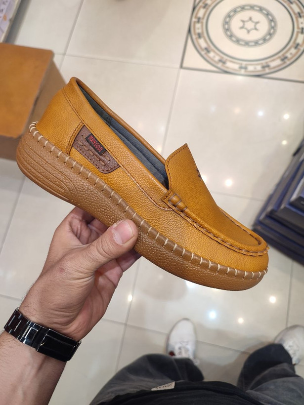 کفش طبی و راحتی و اداری